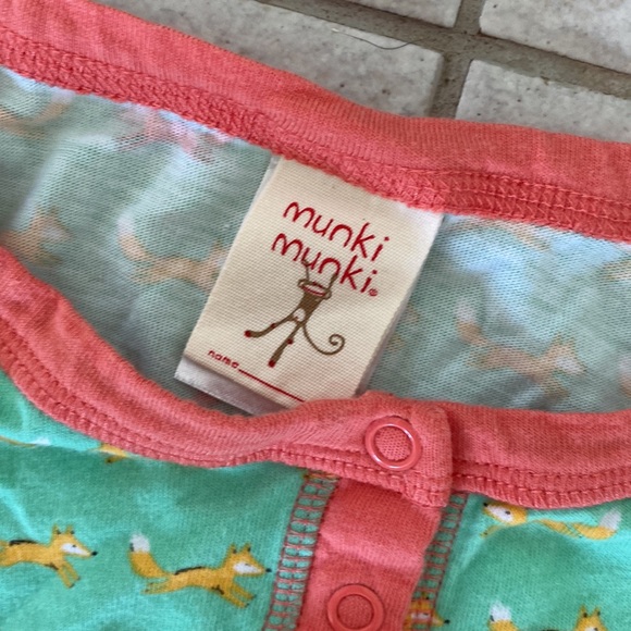 MUNKI MUNKI fox green sleep shirt Henley M - Picture 2 of 2